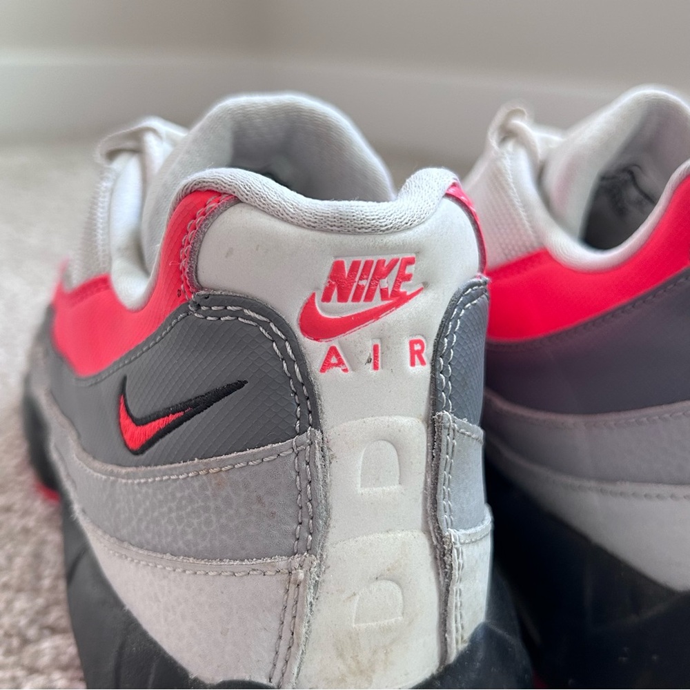 Nike Air Max 95 Solar Red 2018 OG Retro Men’s Size 12 White Grey 749766-112 - Picture 11 of 13